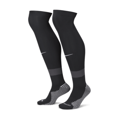 Nike soccer socks black hotsell